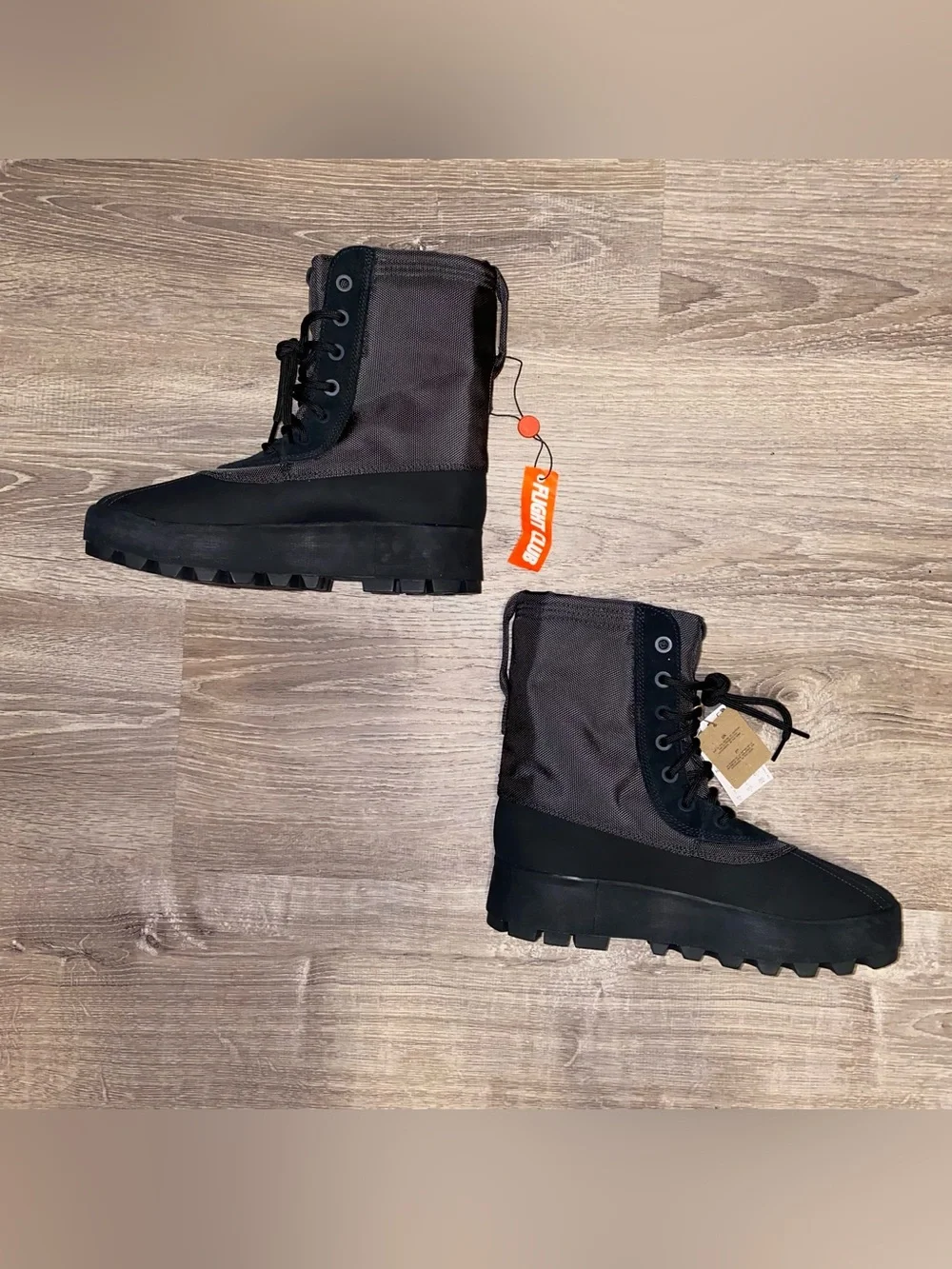 Yeezy 950 Boot Pirate 2023